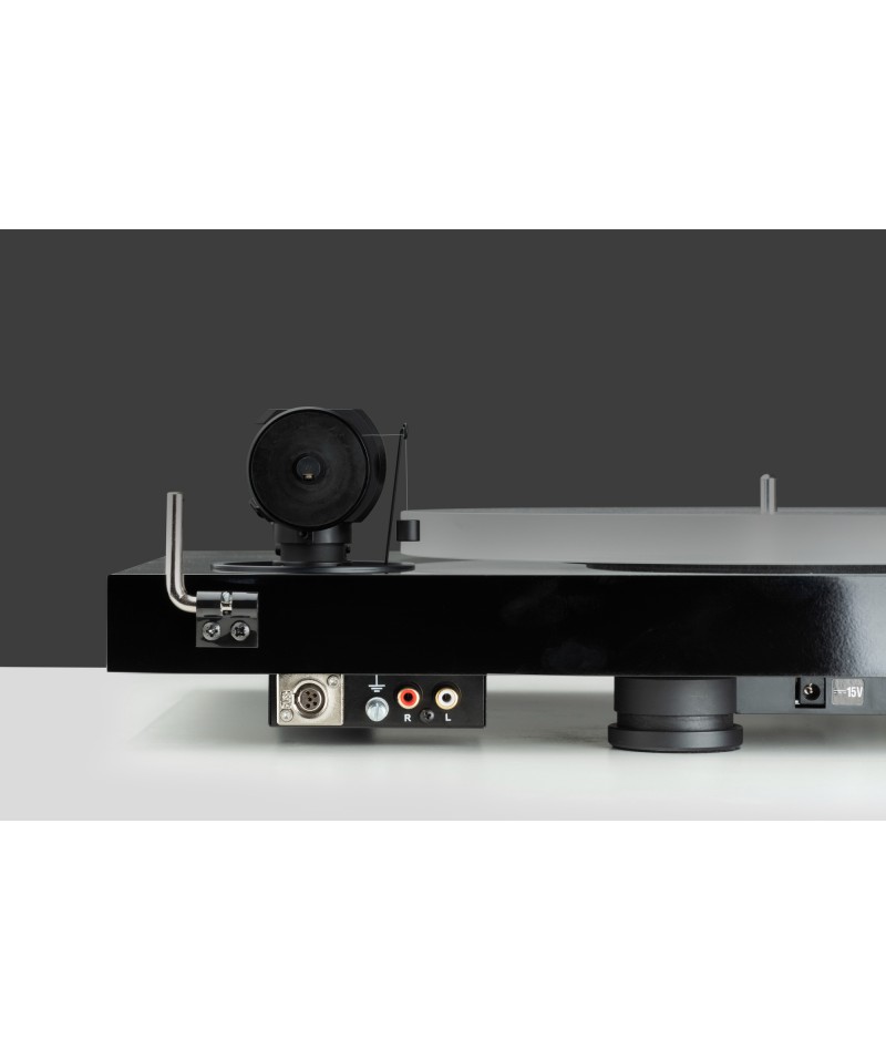 Pro-Ject X1 B Turntable...